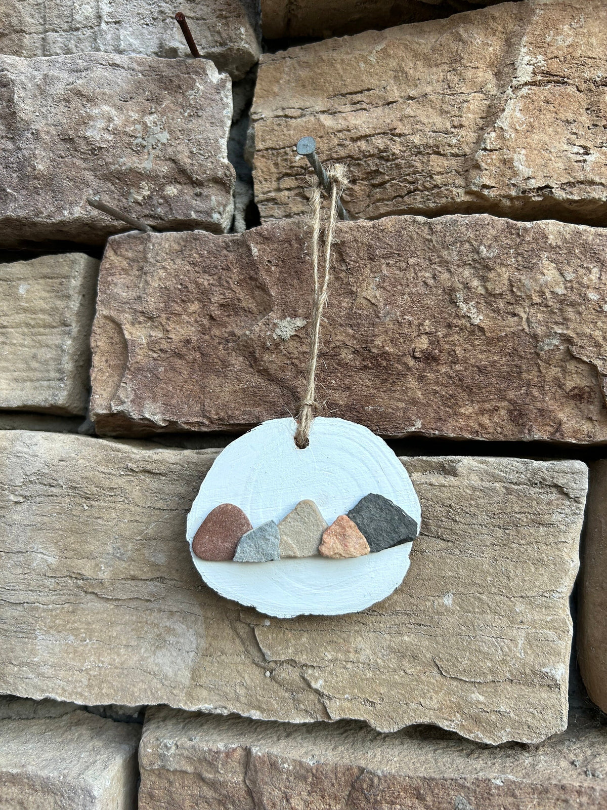 Handmade Mountain Pebble Art Ornaments on Wood Rounds (x1)