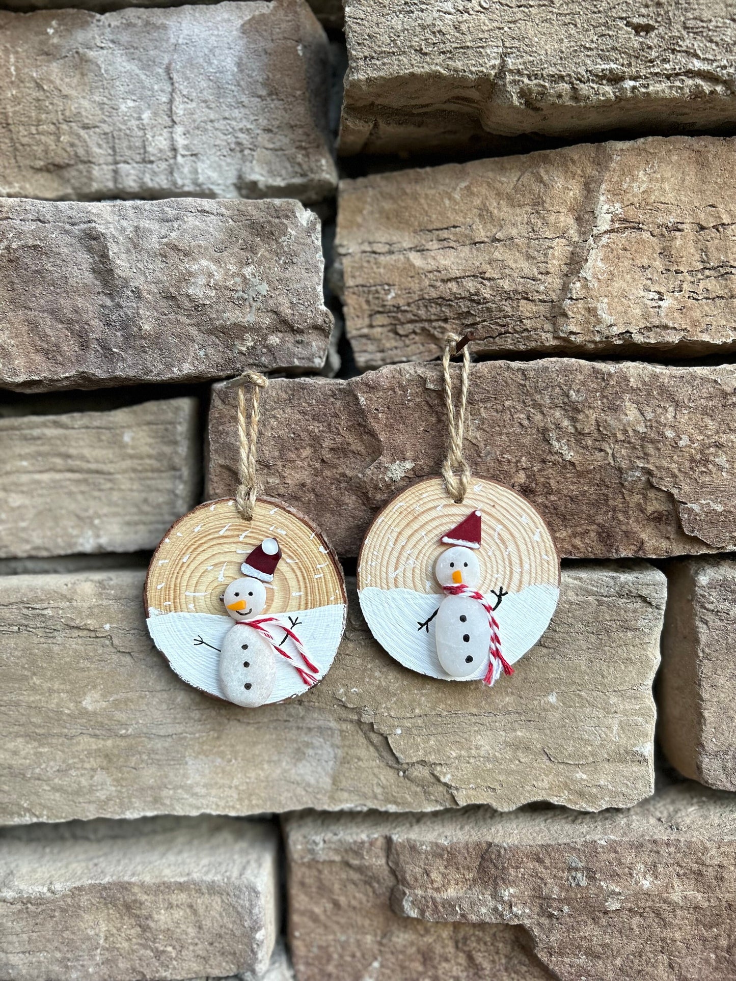Snowman Ornament | Frosty the Snowman | Christmas Tree Ornament | Holiday Gift | Stocking Stuffer | 3x3 Pebble Art Ornament