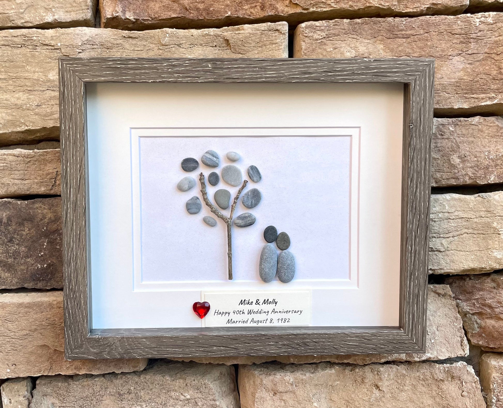 Robin Pebble Art | Christmas Tree Ornament | One Robin or Two Robins on a Branch | Stocking Stuffer | 3x3 Pebble Art on Wood Round