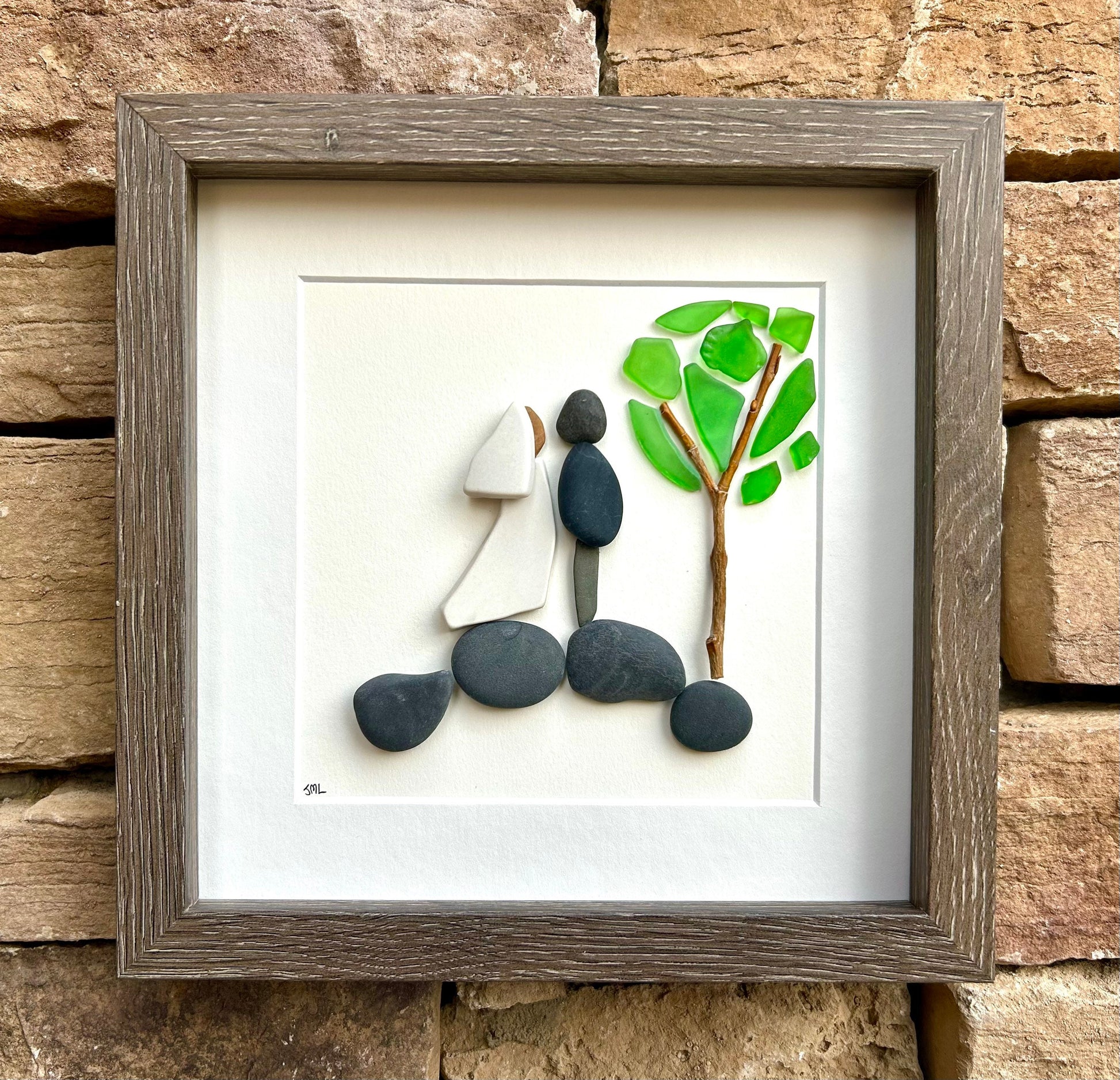 Bride and Groom | Handmade Artwork | Handmade Gift | Newly Weds | Wedding | Unique Marriage Gift | Unique Wedding Gift | Wedding Celebration | Pebble Art Wedding |